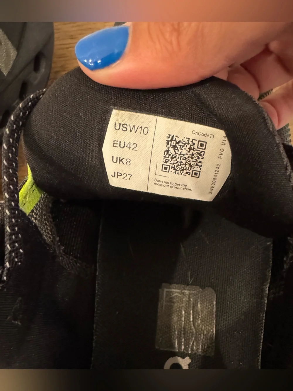 On Running Cloud women’s Gray Running Shoes with Lime Accents